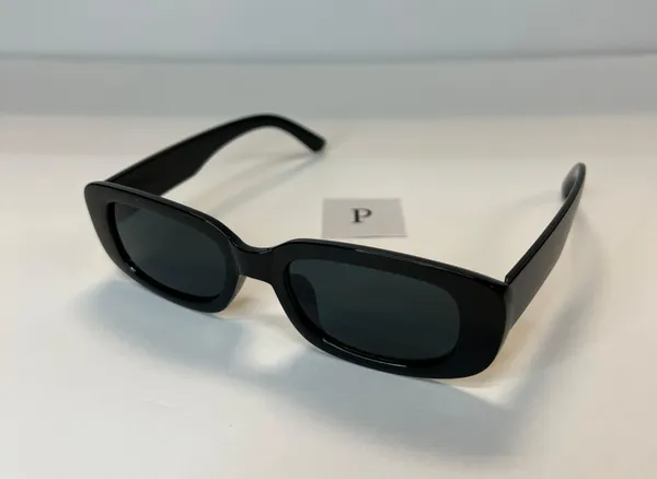 90s Retro Black Sunglasses / Retro Square Sunglasses - Image 2