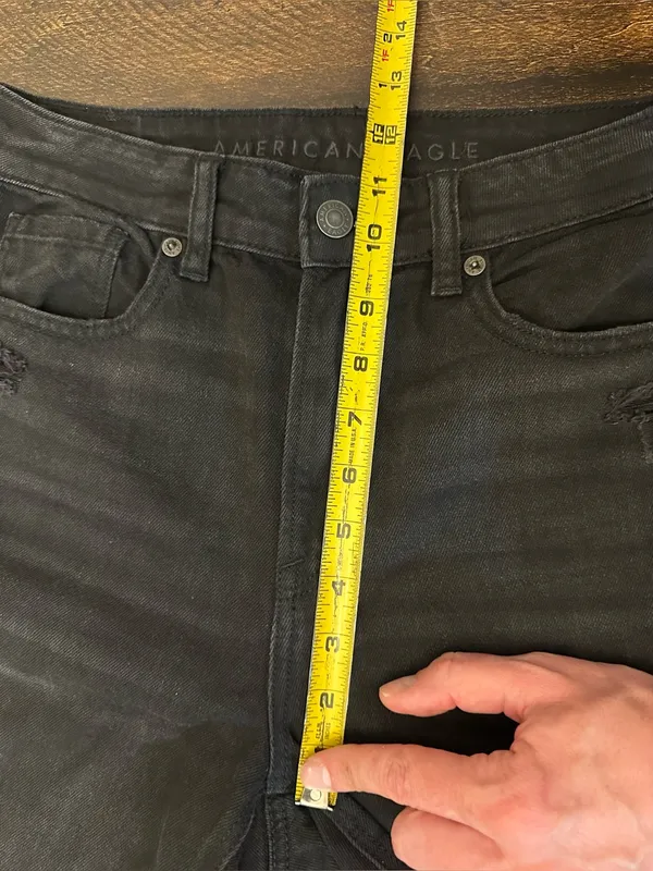 American Eagle Black Distressed Mom Jeans Size 4 - Image 4