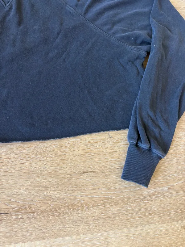 Double Zero Black Cropped Crewneck Sweatshirt - Image 2