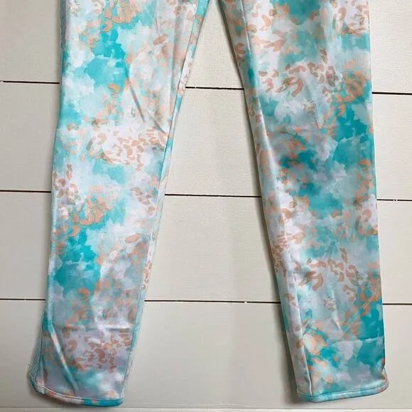 Umbro Women's Sublimated Track Pants‎ - Prism Blur/White Size Small - Image 9