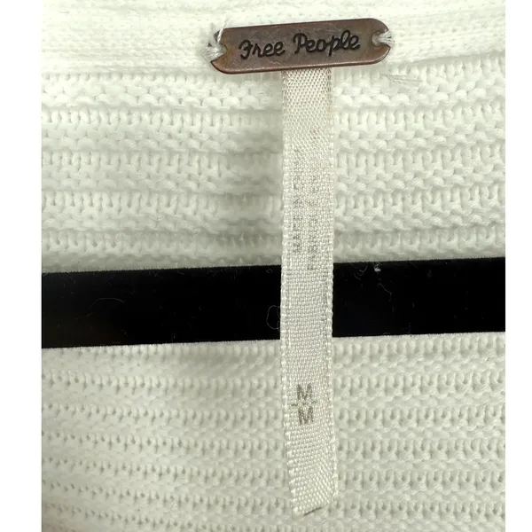 Free People La Brea Oversized V-Neck Chunky Long Sleeve Knit Sweater Size Medium - Image 3