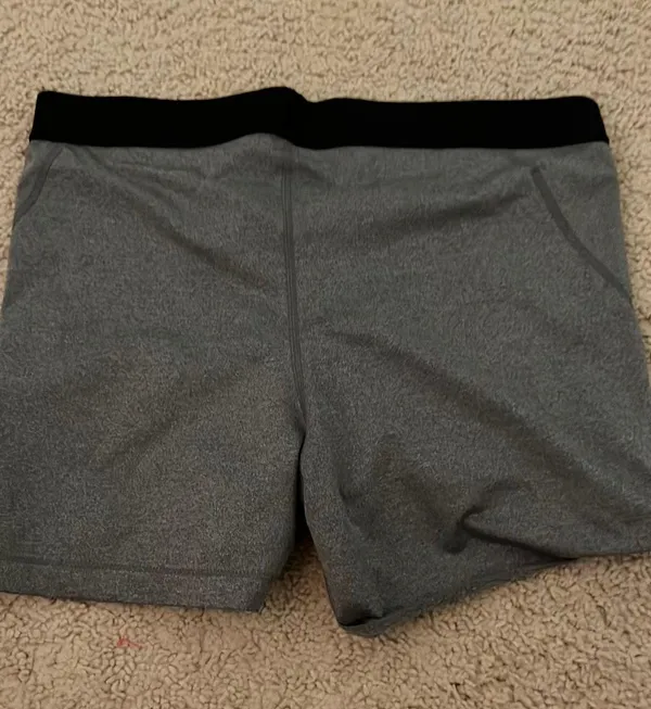 Gray Nike pro shorts women XL - Image 2