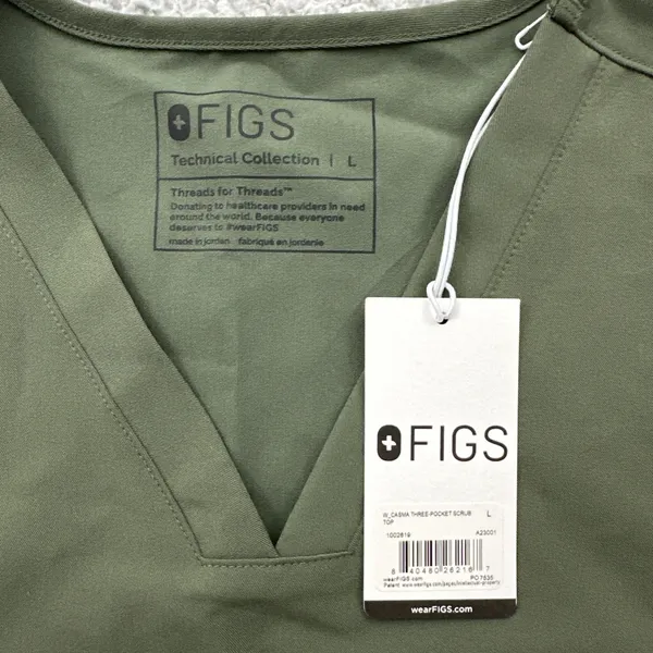 NWT Figs Casma Three Pocket Scrub Top Moss Green Women's Large - Image 3