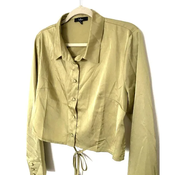 Lulus Green Cropped Satin Feel Blouse Open Back Long Sleeve Front Button Sz XL - Image 3