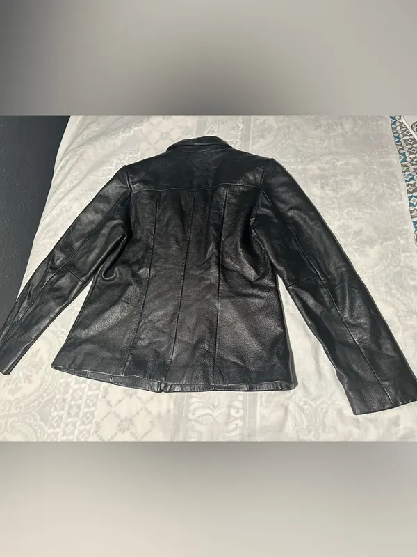 Wilsons Leather Women's Black Zip-Front Leather Jacket - Image 2
