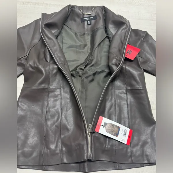 Kenneth cole  NWT Faux leather Jacket - Image 5