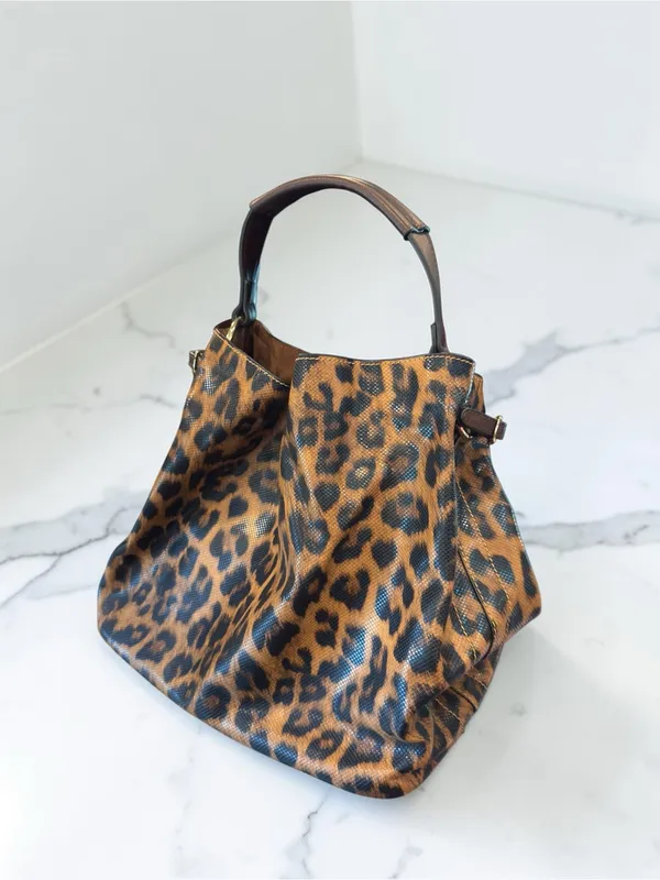 Animal Print Shoulder Bag Boho Chic Brown Trim Magnetic Snap - Image 3