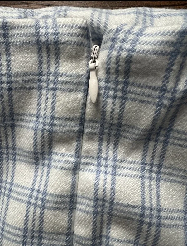 Brandy Melville Plaid Cara Mini Skirt Womens Size 1 - Image 3