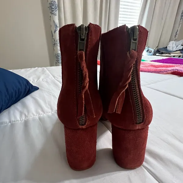 Able Rust Suede High Block Heel Ankle Booties Brown Size 9.5 - Image 5