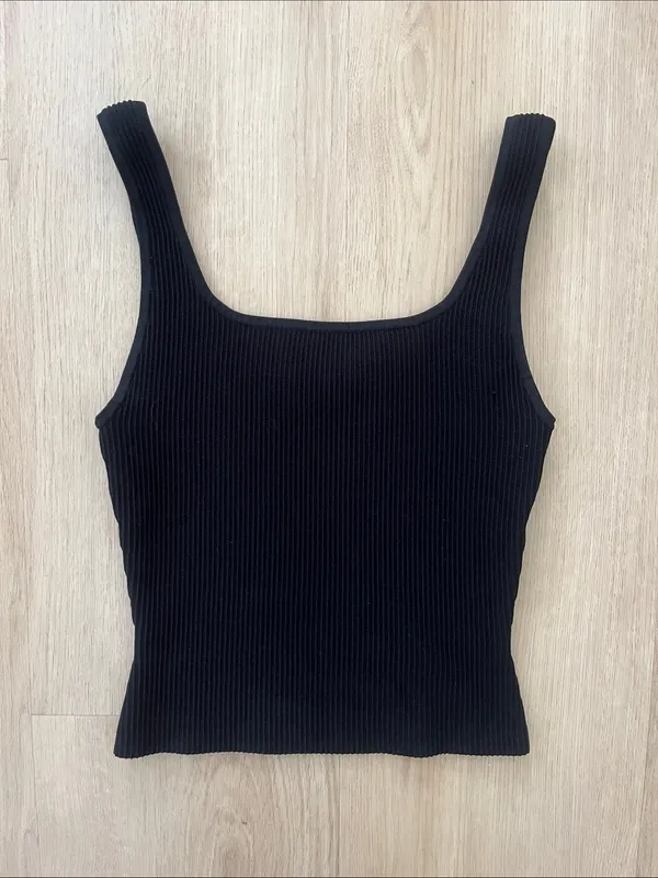 Aritzia Babaton Sculpt Knit Squareneck Tank Top in Black Women’s Size Small - Image 2