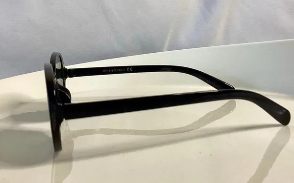 Retro style sunglasses brand new Black - Image 3