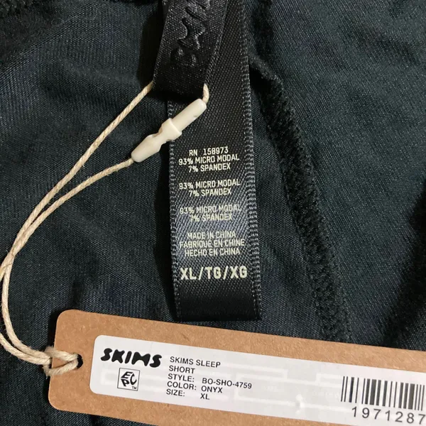 SKIMS Pajama SET XL - Image 4