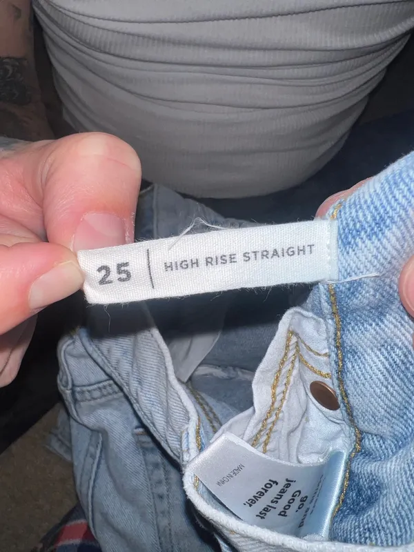 PacSun Light Wash Jeans Distressed - Image 5