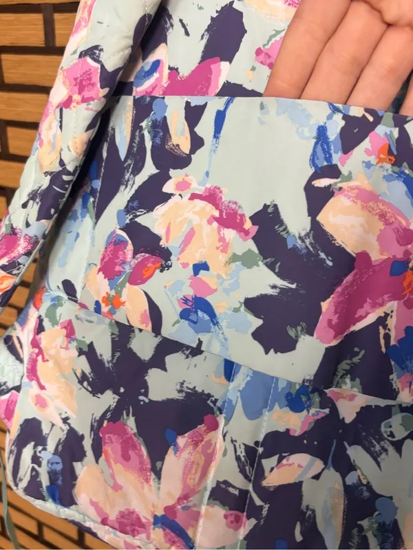 Vera Bradley Light Blue floral Backpack - Image 5