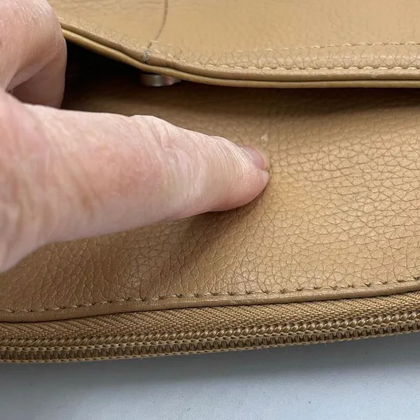 Tignanello tan leather crossbody. 21” handle drop. Tan - Image 5