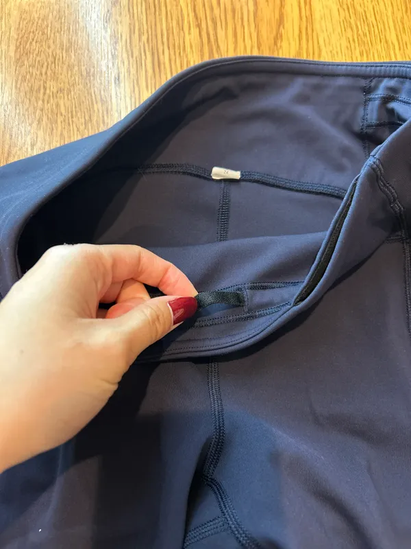 Lululemon Navy swift speed high rise right 28” leggings - Image 3