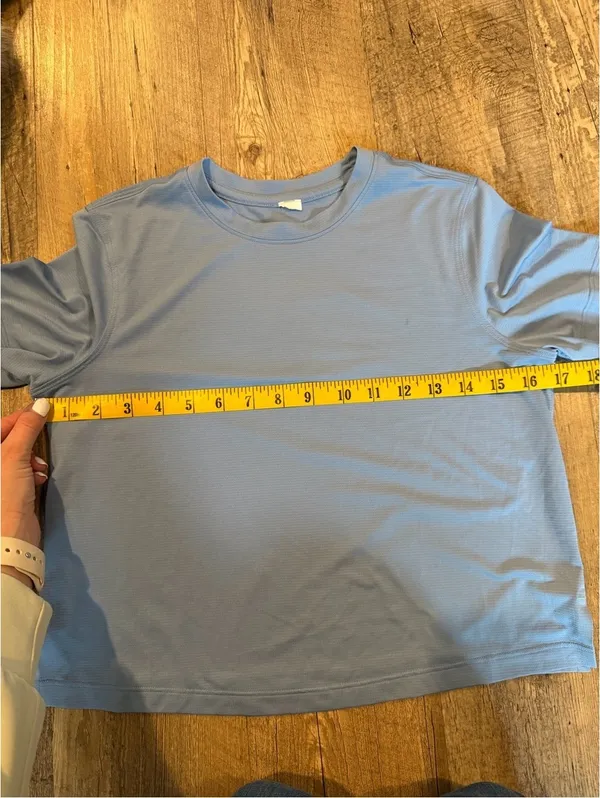 Lululemon Women’s Classic Crewneck Lightweight T‑Shirt in Light Blue - Image 3