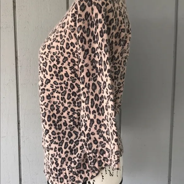 JW Angora and Lamb Wool blend Cardigan - Image 3