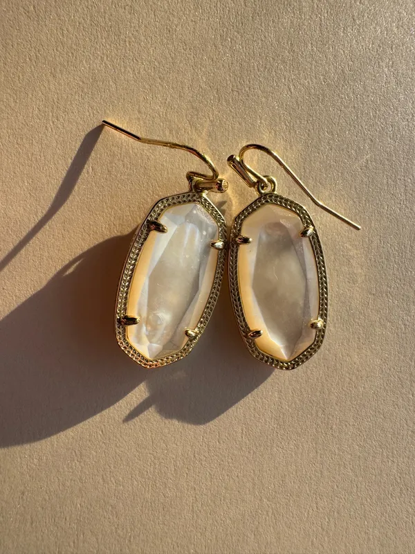 Kendra Scott Drop Earrings Mother of Pearl - Image 5