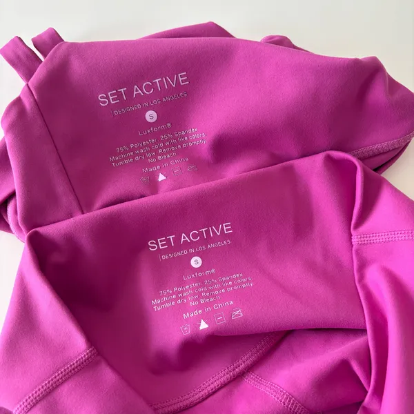 Set Active Fuchsia Luxform Two Piece Sports Bra and Leggings Set - Image 4