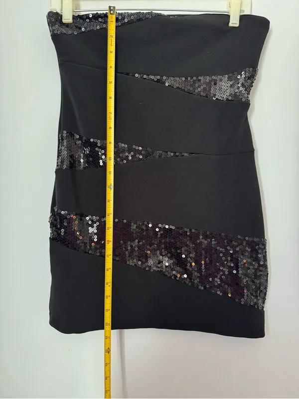 Forever 21 Strapless Black Sequin Bandage Dress - Image 3