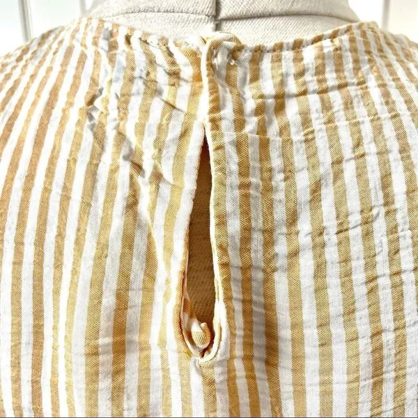 Zara yellow and white striped short sleeve crop top - Image 8