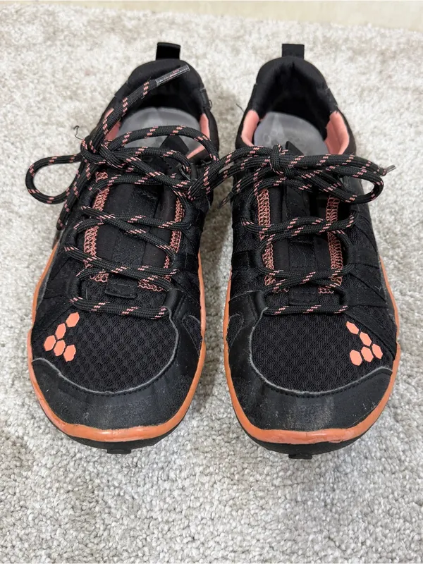 Vivobarefoot Women’s Breatho Trail Running Shoes Lace Up in Black 7.5 - Image 2