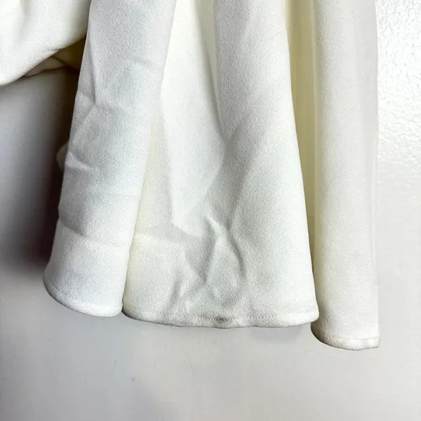 ELLIATT Collins Mermaid Gown in Ivory Size Small - Image 9