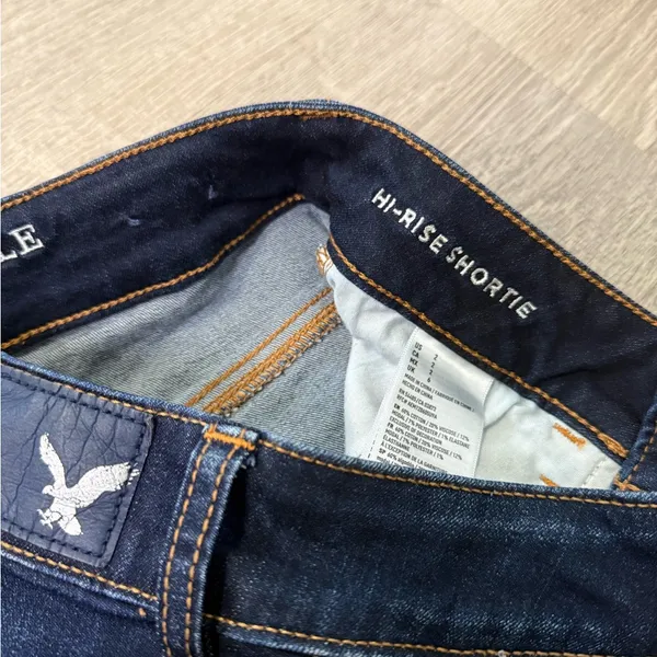 •American Eagle• Hi Rise Shortie Shorts - Image 6