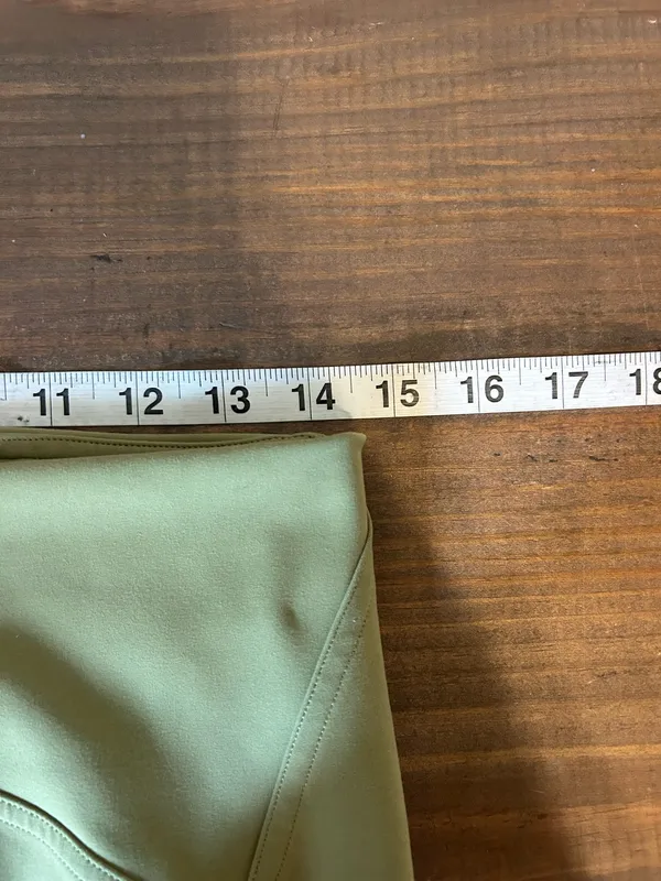 Lululemon Instill High-Rise Tight 25" sz. 10 in bronze green - Image 8