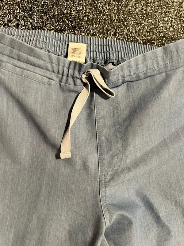 Womens small FIGS Technical Collection Yola Slim Scrub Pants-light blue - Image 3