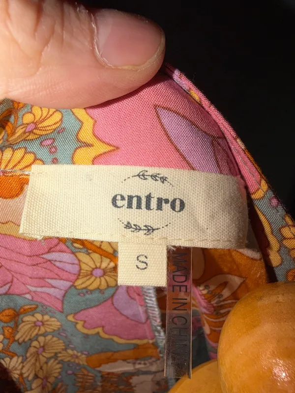entro Floral V-Neck Tie-Waist Dress in Pink, Orange & Gray - Image 9