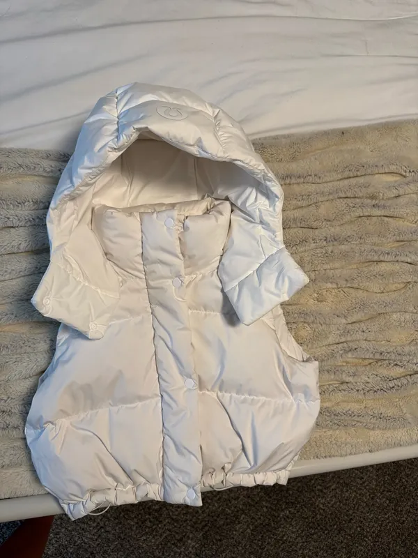 Lululemon Cropped Puffer Vest - Image 2