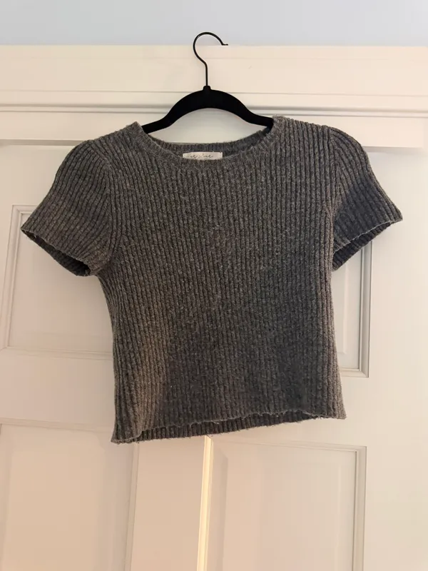 Isabelle’s Cabinet Grey Knit Top Gray - Image 2