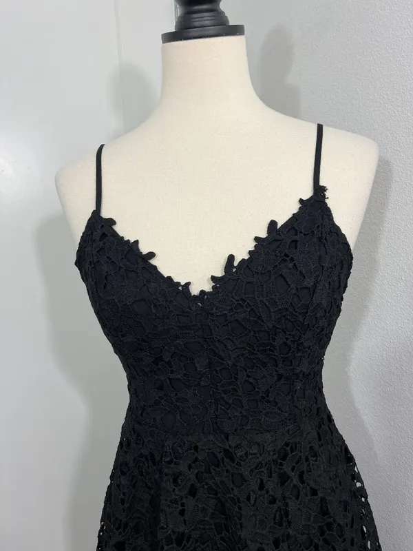 ASTR Small Black Eyelet Lace Cutout Midi Dress - Image 2
