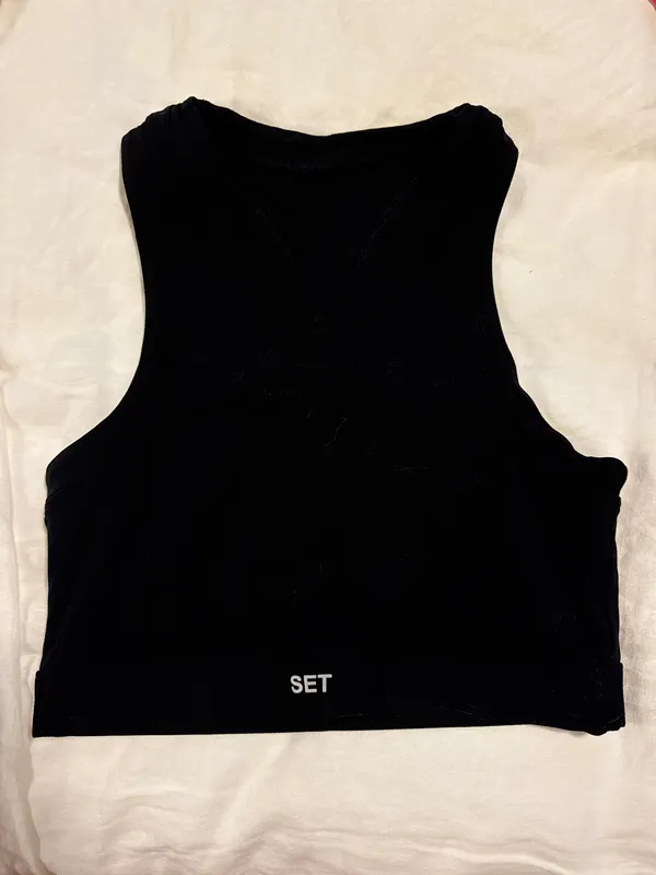 Set Active High Neck Sports Bra - Image 3