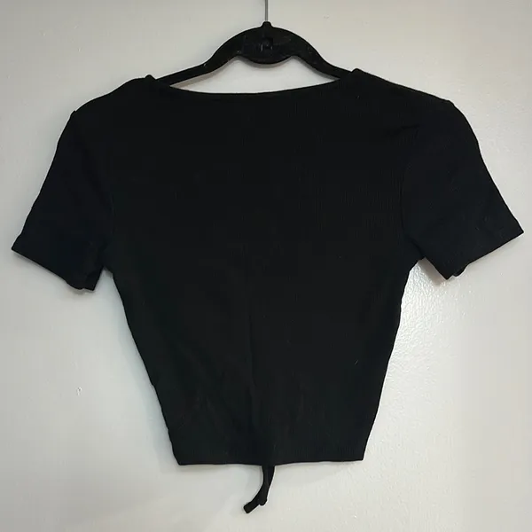 MOVING SALE Zara Black Crop Front Ruched T-Shirt - Image 6