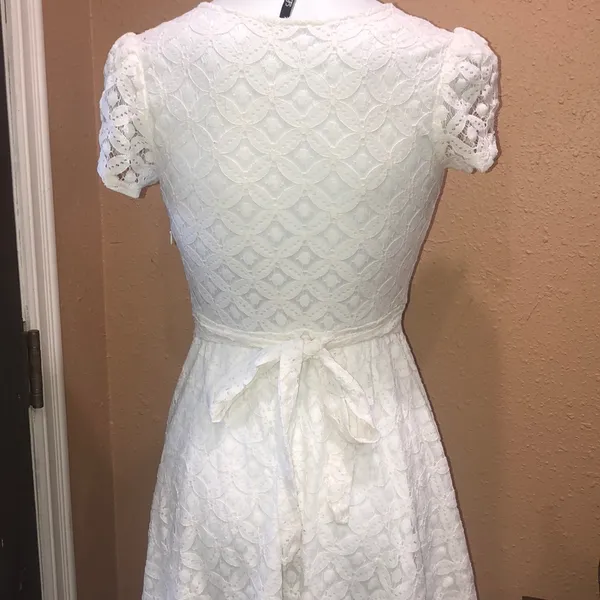 Lulus white lace dress - Image 6