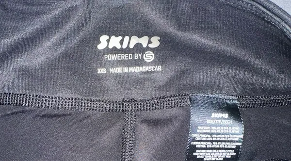 SKIMS Biker Shorts - Image 2