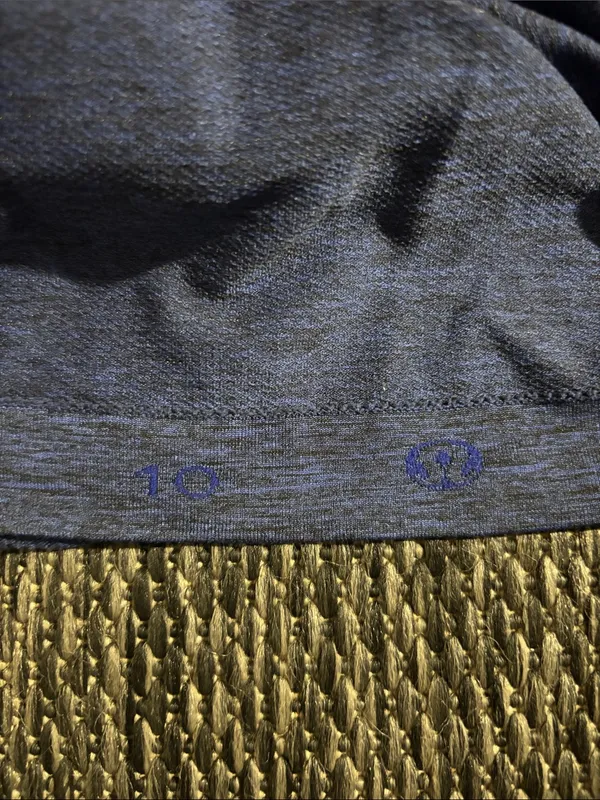 Lululemon Swiftly Tech Long Sleeve Crew - Image 3