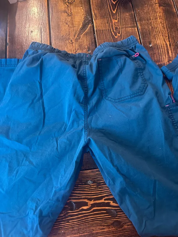 Women Medium Tall Scrub Pants - Image 2