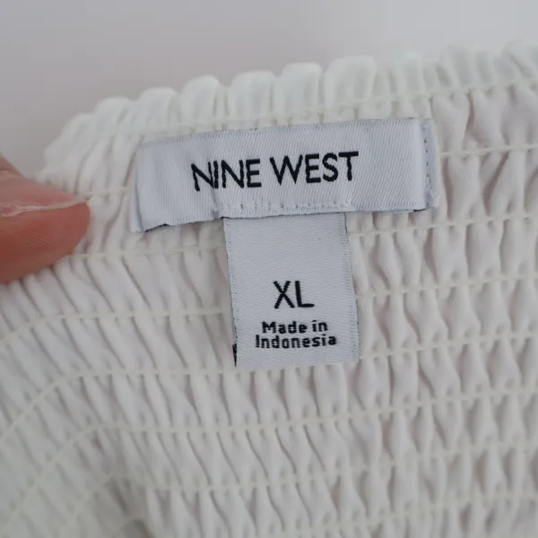 Nine West Babydoll Top Womens XL White Smocked Bodice Puff Sleeves Square Neck - Image 3