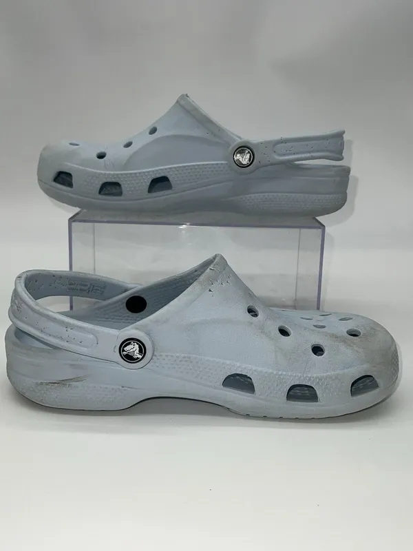Crocs Classic Unisex White Slip On Water Friendly Sandals/Clogs Shoes-Size M6/W8 - Image 2