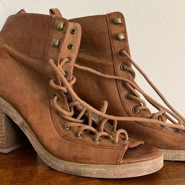 Lace Up Chunky Heels‎ Brown Size 6 - Image 2