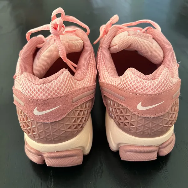 New NIKE Air Zoom Vomero 5 'Red Stardust' - Image 8