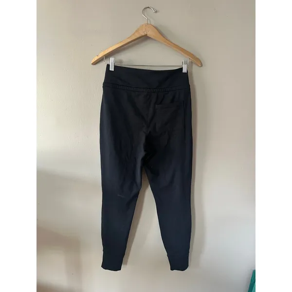 Old Navy Extra High-Waisted CloudComfy Jogger Leggings Black Size M - Image 6