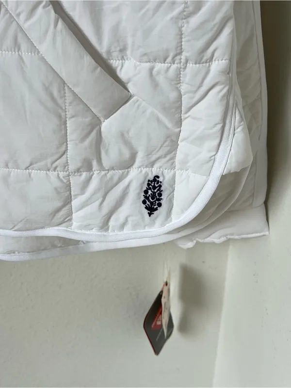 Free People Pippa Packable Puffer White Jacket in White NWT - Image 6