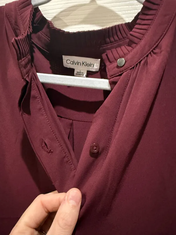 Calvin Klein Maroon Sleveless Blouse - Image 3
