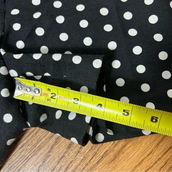 LOFT | Black & White Polka Dot Textured Shorts Size 6 - Image 10