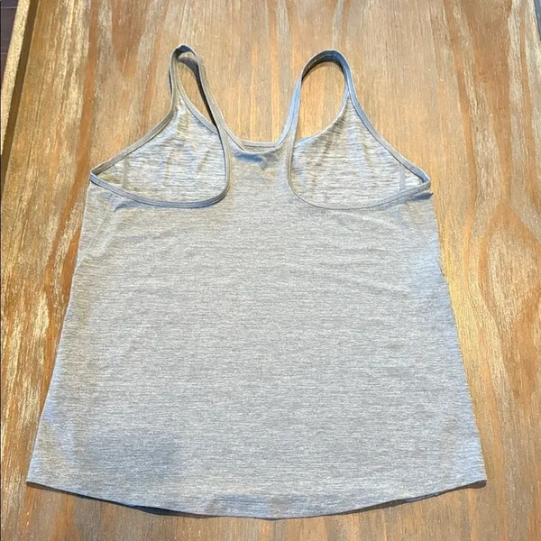 Nike One Dri-Fit Gray Women's Tank Top Small Athletic‎ Workout Gym - Image 4